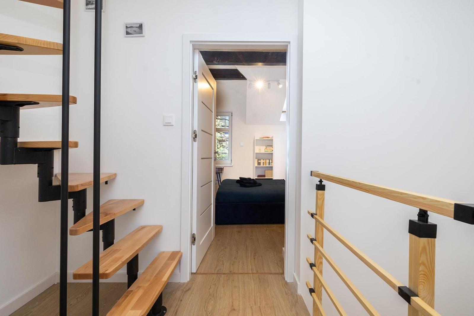 Apartamento In The Heart Of Historical District With Free Parking Cracovia Exterior foto